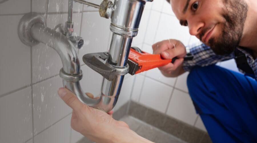 Emergency toilet repair in Burns, WY